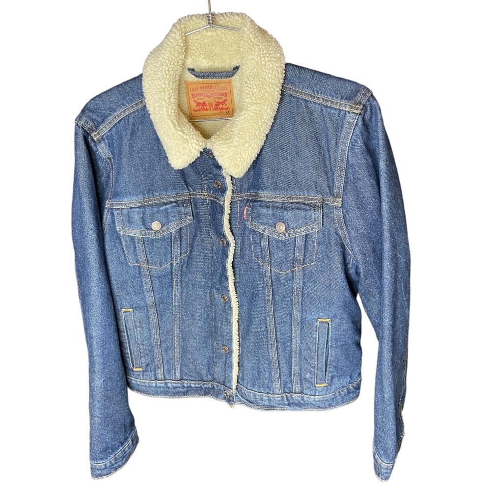 Levi’s Women’s Sherpa Jacket (Dark Wash)